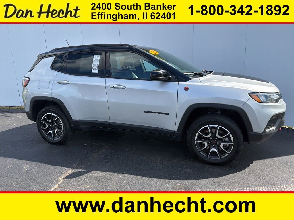 2025 Jeep Compass Trailhawk in Silver — front three-quarter view